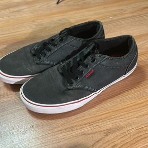 Vans “off the wall” gray/ red size 8.5